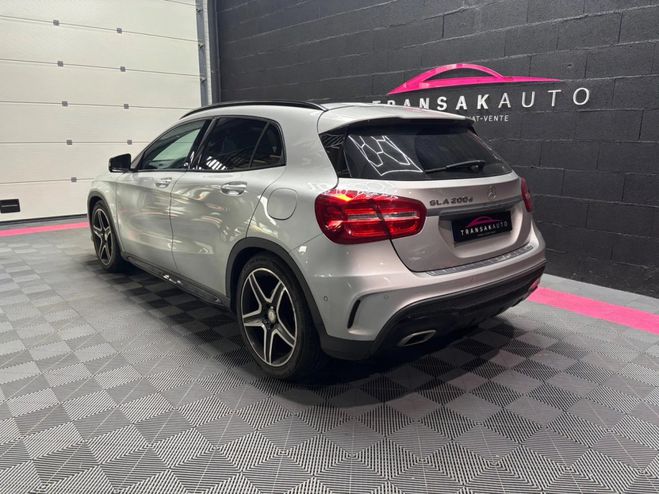 Mercedes Classe GLA CLASSE 200 d Fascination Pack AMG 7-G DC Gris de 2016