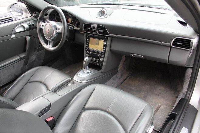 Porsche 911 TYPE 997 PHASE 2 (997) (2) 3.8 385 CARRE GRIS CLAIR de 2009