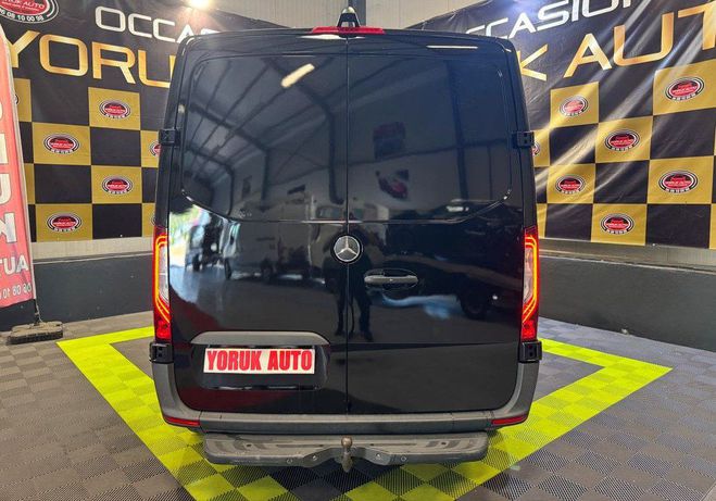 Mercedes Sprinter Benz 211 Cdi 114 cv Noir de 2021