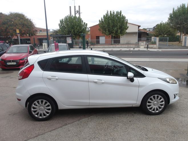 Ford Fiesta 1.5 TDCI 75CH FAP EDITION 5P BLANC de 2015