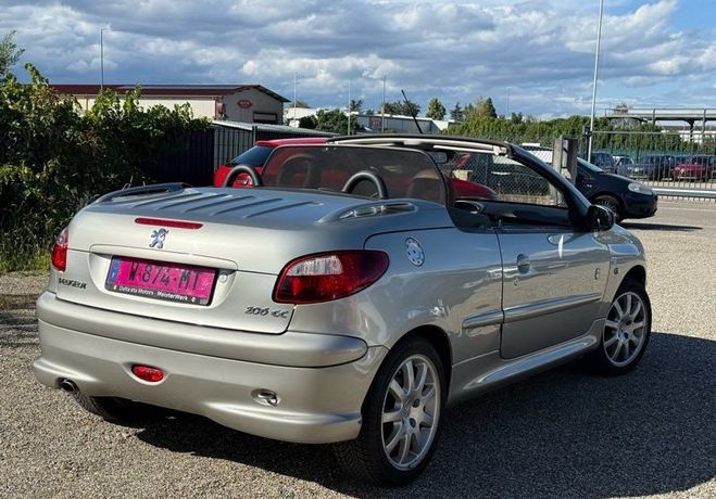 Peugeot 206 Roland Garros 2.0 16V 136cv Tr�s bon �ta Gris de 2005