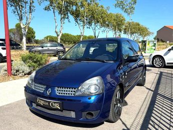  Voir d&eacute;tails -Renault Clio II 2.0 16v R Sport 3p &agrave; Saint-Andr� (66)