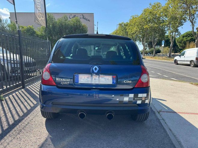 Renault Clio II 2.0 16v R Sport 3p BLEU de 2002