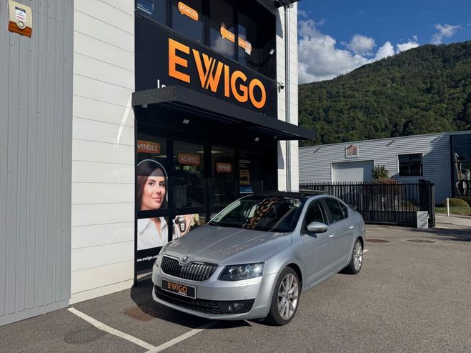 Skoda Octavia 1.8 L TSI 180ch GREENTEC ELEGANCE TOIT P Gris de 2014