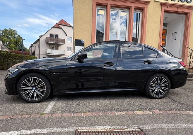 BMW Serie 3 2.0 320E 204 HYBRID PACK M BVA TOIT OUVR Noir de 2022