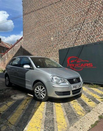  Voir d&eacute;tails -Volkswagen Polo 1,4 TDi &agrave; Douai (59)