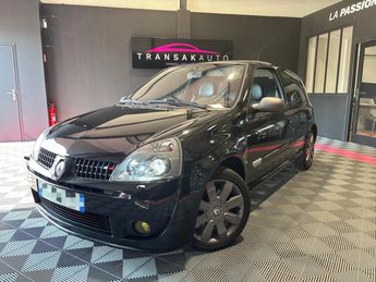  Voir d&eacute;tails -Renault Clio RS 2.0i 16V ssis Sport s bon &agrave; Beaumont-l�s-Valence (26)