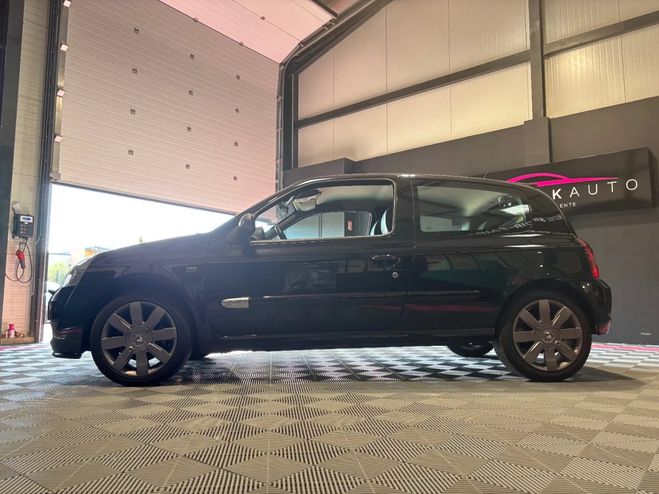 Renault Clio RS 2.0i 16V ssis Sport s bon Noir de 2004