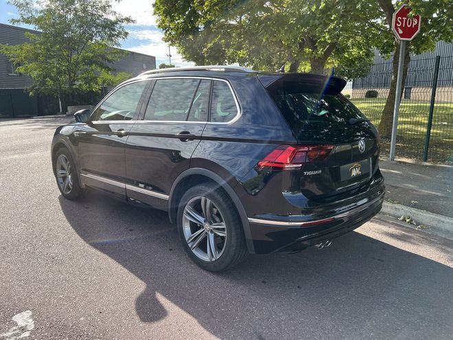 Volkswagen Tiguan 2 carat exclusive pack r-line tdi 150 ch Noir de 2018