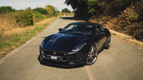Jaguar F-Type V8 R 2016 d'occasion a Aign� (72)