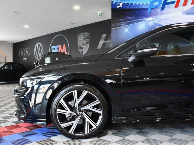 Volkswagen Golf 8 R-Line 1.5 eTSI 150 DSG GPS Virtual IQ Noir de 2024