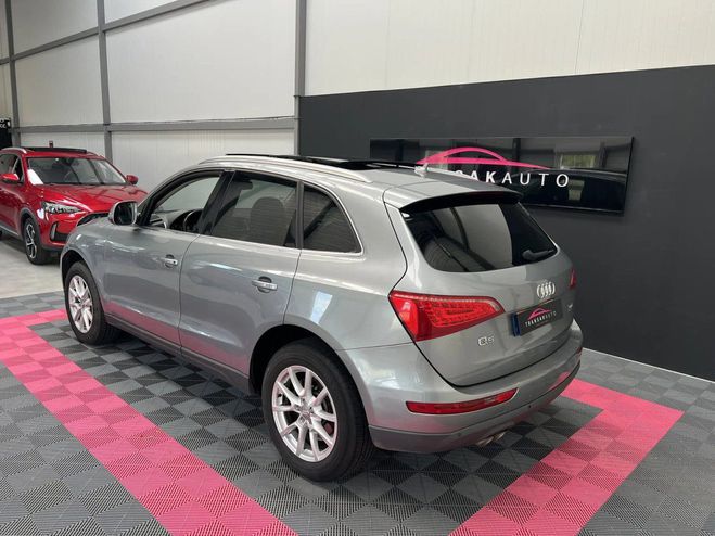 Audi Q5 2.0 TDI AMBITION LUXE QUATTRO TO DISTRIB Gris de 2011