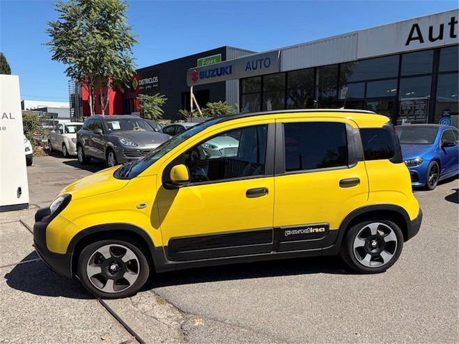 Fiat Panda 1.0 70 CH HYBRIDE BSG S/S Pandina Jaune, M�tallis� de 2025