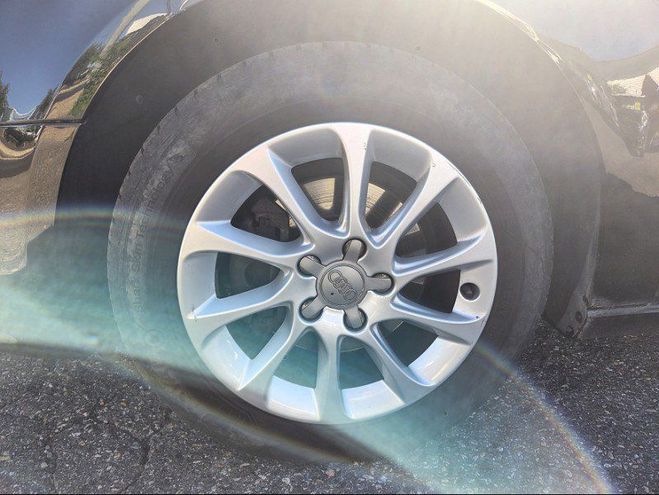 Audi A3 Sportback - 1.6 TDI 110CH FAP AMBIENTE Noir de 2014