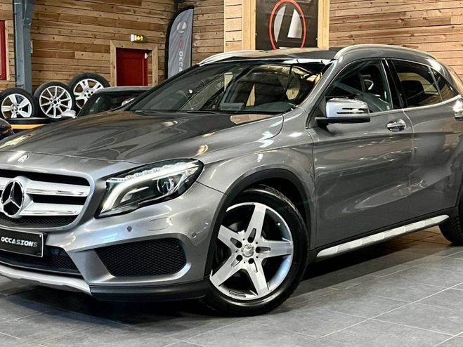 Mercedes Classe GLA Classe 180 Fascination 7G-DCT GRIS de 2015