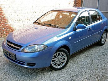  Voir d&eacute;tails -Chevrolet Lacetti 1.4i SX &agrave; Tournai (75)