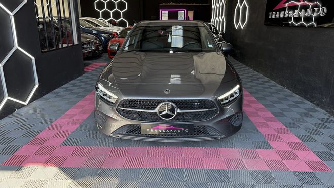 Mercedes Classe A PROGRESSIVE LINE 180d 116 cv RA DE RECUL Gris de 2024