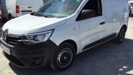 Renault Express VAN 1.5 BLUE DCI 95CH CONFORT 22 2023 d'occasion a Gardonne (24)
