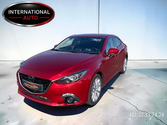  Voir d&eacute;tails -Mazda 3 2.2 SKYACTIV-D 150 DYNAMIQUE 4P &agrave; Auneau (28)