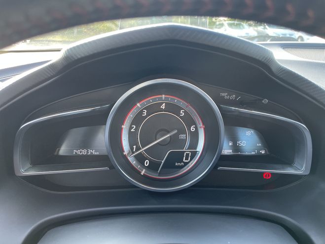 Mazda 3 2.2 SKYACTIV-D 150 DYNAMIQUE 4P ROUGE de 2014