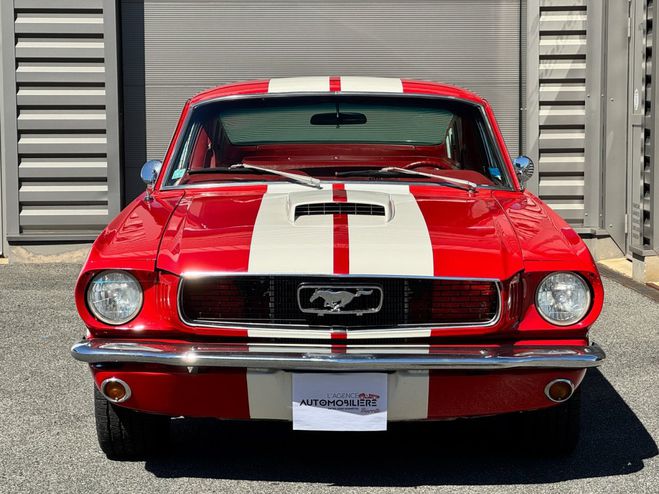 Ford Mustang Fastback V8 289ci Rouge de 1965