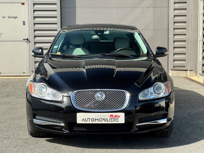 Jaguar XF 2.7D Bi-Turbo Luxe - Historique complet Noir de 2009