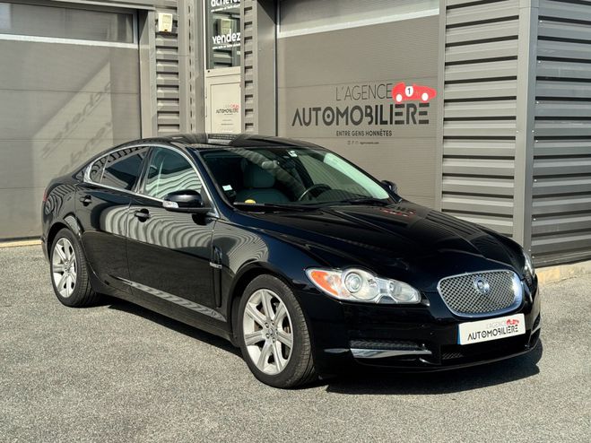 Jaguar XF 2.7D Bi-Turbo Luxe - Historique complet Noir de 2009