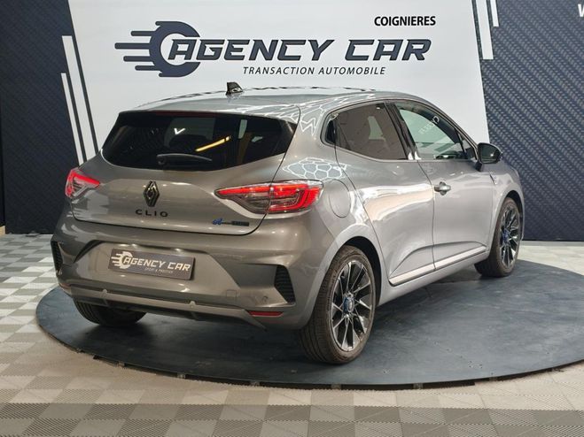 Renault Clio 1.6 E-Tech Hybride - 145 - Esprit Alpine GRIS FONCE de 2024
