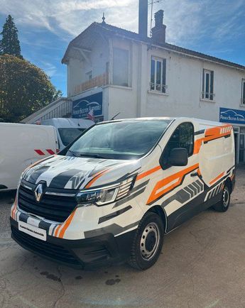  Voir d&eacute;tails -Renault Trafic 3 2.0 dCi 130 places &agrave;  La Chapelle-de-Guinchay (71)