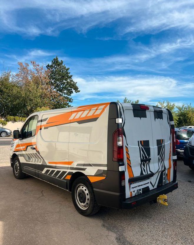 Renault Trafic 3 2.0 dCi 130 places Blanc de 2022