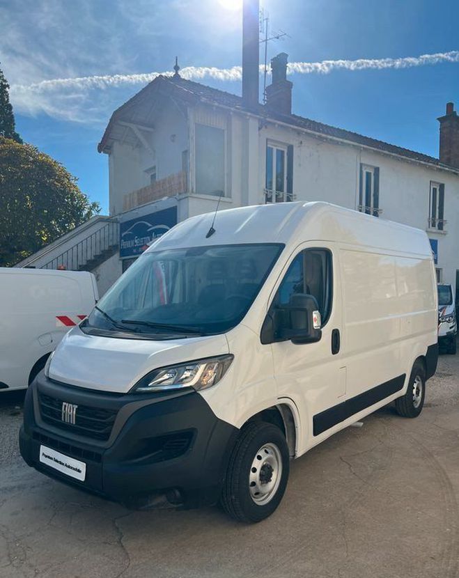 Fiat Ducato L2H2 2.2 MJT 140cv 3 Places 19990e ttc Blanc de 2023