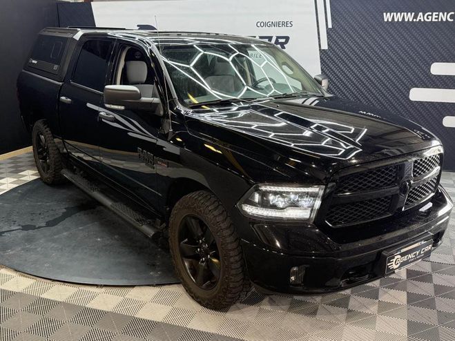 Dodge Ram Crew Cab 1500 Night Edition - 5.7 HEMI 3 NOIR de 2022