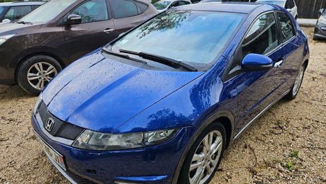 Honda Civic 1.8 vtec 140 cv garantie r�vise 2011 d'occasion a Montauban (82)