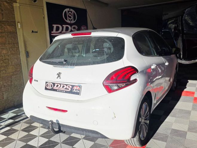 Peugeot 208 1.2 Blanc de 2018