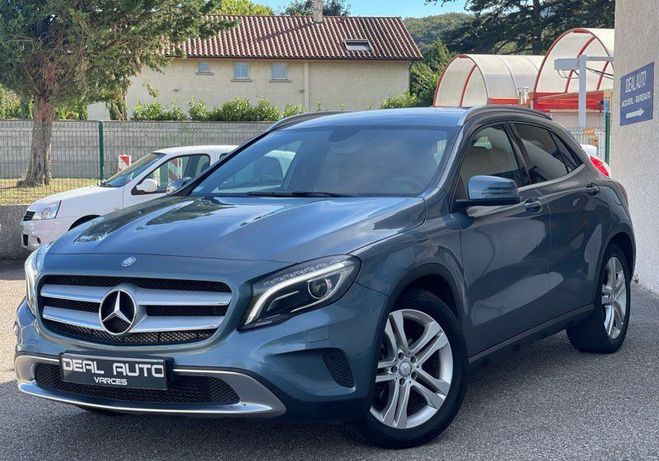 Mercedes Classe GLA Classe 220 CDI Sensation 4Matic 7G-DCT Bleu de 2015