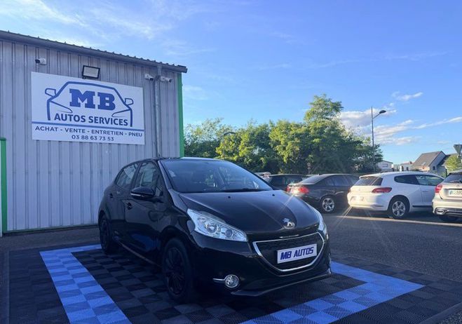 Peugeot 208 1.4 VTi 95 ( Moteur � Cha�ne ) Clim R�gu Noir de 2012