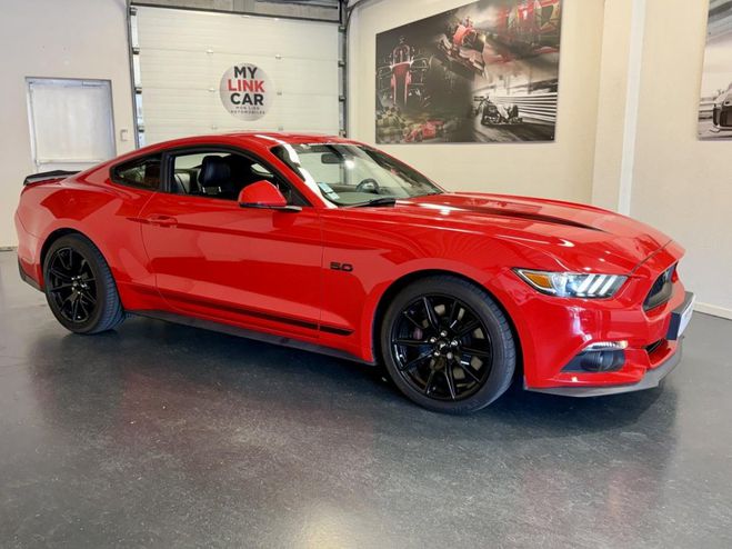 Ford Mustang Fastback Black Shadow Edition 5.0 V8 421 ROUGE de 2017