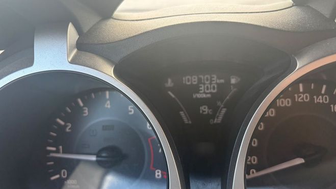 Nissan Juke 1.2 ECOTEC TURBO 130 DESIGN LINE Gris de 2018
