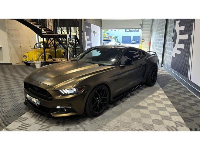 Ford Mustang Fastback 5.0 V8 Ti-VCT - 421 - BVA 2015  NOIR de 2016