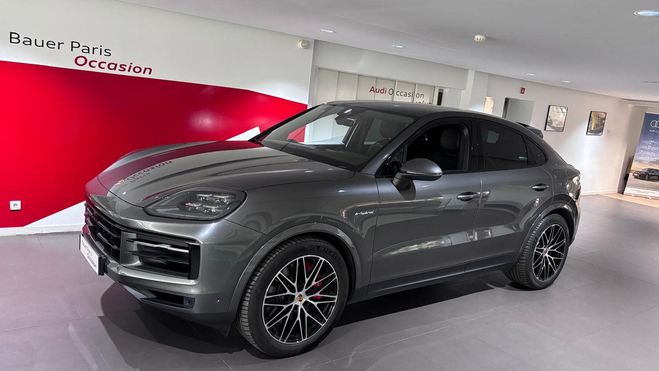 Porsche Cayenne COUPE E-Hybrid 3.0 V6 519 ch S Gris de 2024