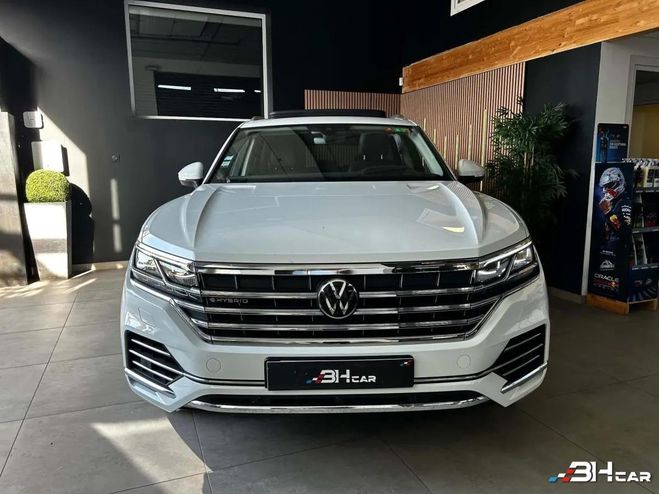 Volkswagen Touareg 3.0 TSI E-HYBRID 381H 340 PHEV HYBRID 17 Blanc de 2021