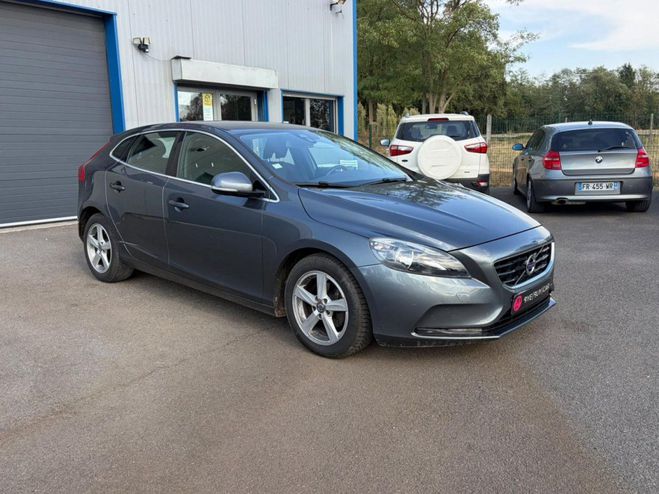 Volvo V40 D2 1.6 TDI 115CHMomentum Business GARANT GRIS CLAIR de 2014