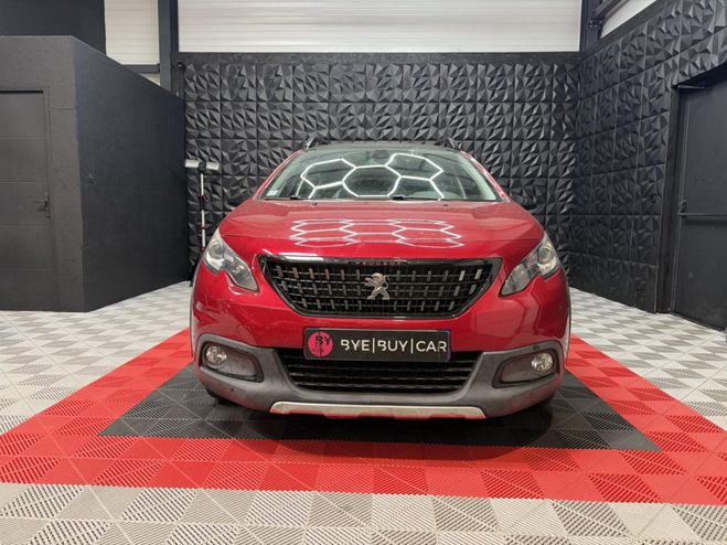 Peugeot 2008 GT LINE 1.2l 110CH BVA TOIT PANO CAMERA  ROUGE FONCE de 2017