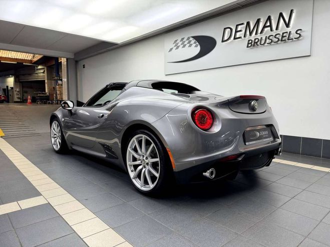 Alfa romeo 4C Spider Gris M�tallis� de 