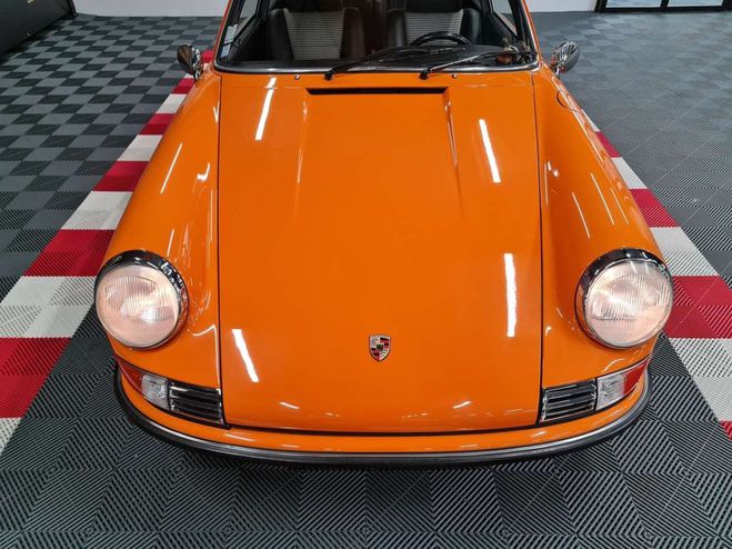 Porsche 911 2.2L S 180 CH Orange de 1970