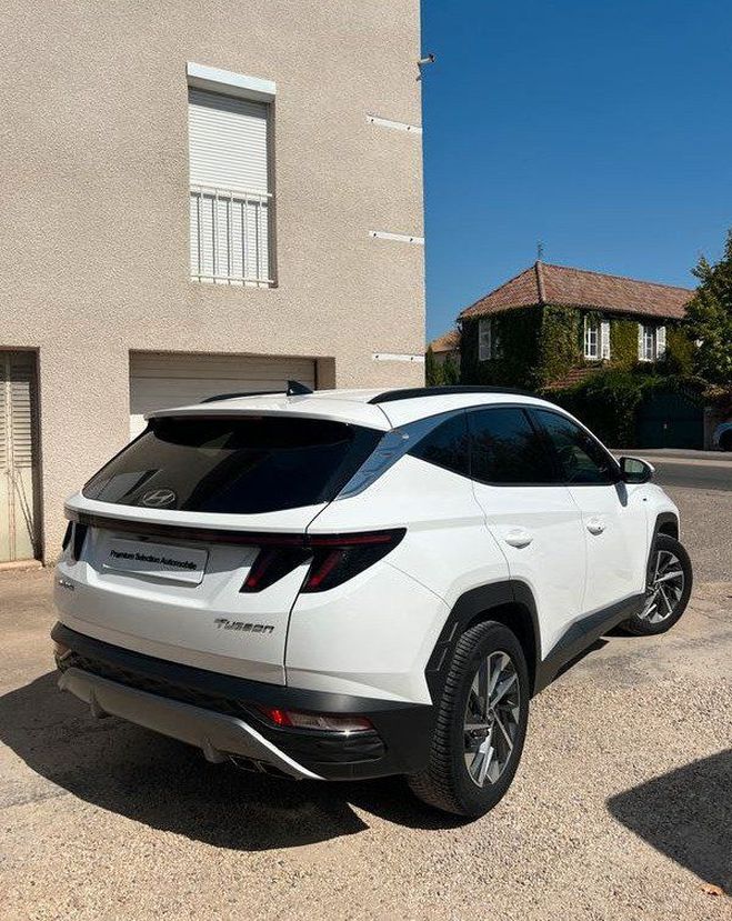 Hyundai Tucson 1.6 CRDi Mild Hybrid 136 Bo�te auto CREA Blanc de 2021