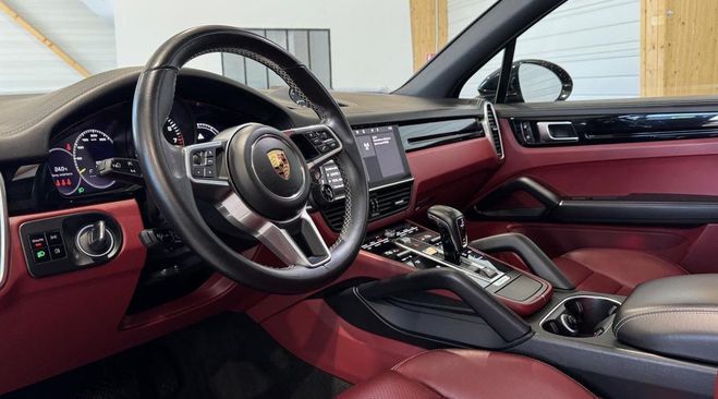 Porsche Cayenne E-HYBRID V6 3.0 462 CH TIPTRONIC ? SPORT BLEU FONCE de 2020