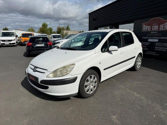 Peugeot 307 1.6i 16V BERLINE X Line Clim PHASE 1 BLANC de 2005