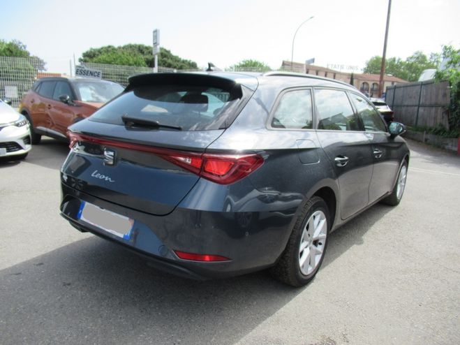 Seat Leon 1.0 ETSI 110CH STYLE BUSINESS DSG7 GRIS F de 2022