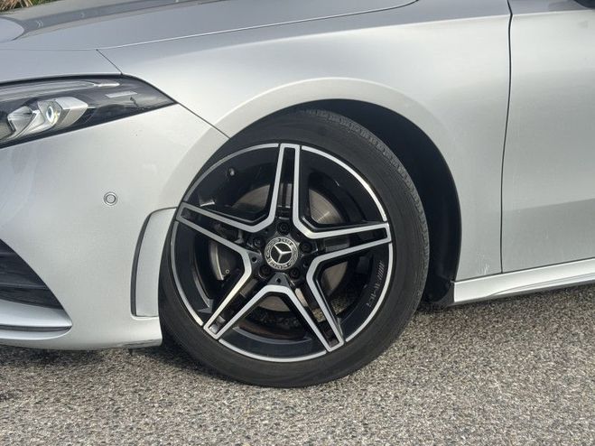 Mercedes Classe A 180 136 CH AMG LINE 7G-DCT GRIS C de 2019
